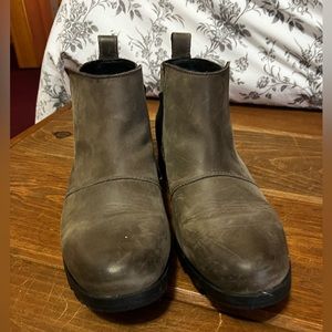 Sorel Emelie waterproof leather boots